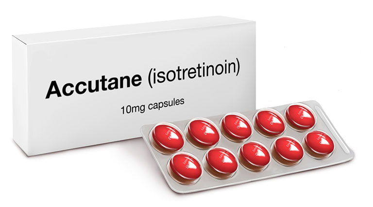 Accutane có chứa Isotretinoin - một hoạt chất có tác dụng mạnh trong việc điều trị mụn.