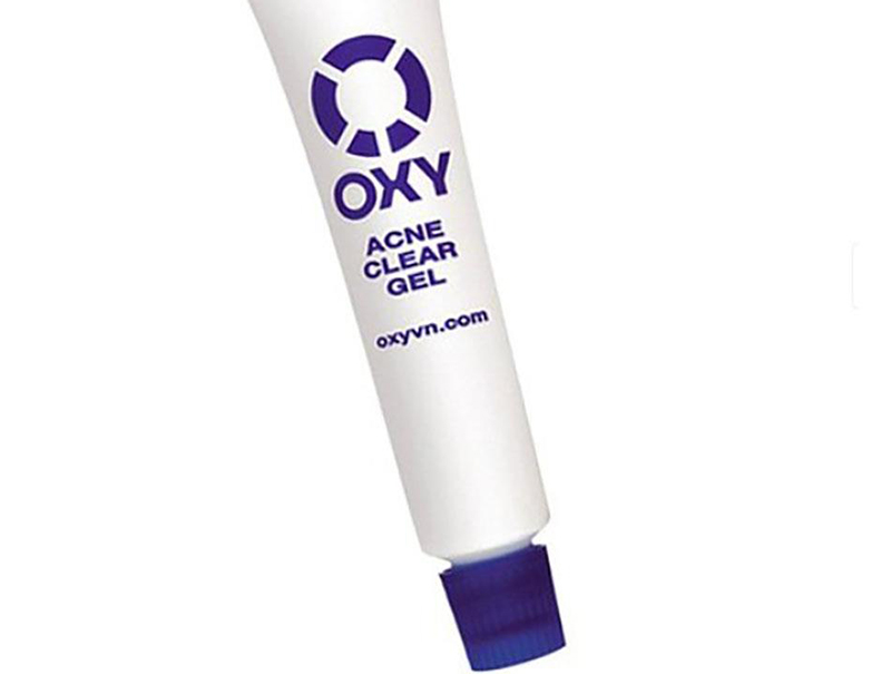 Oxy Acne Clear Gel duoc nhieu canh may rau tin dung