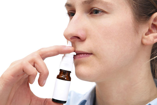 Những lưu ý khi sử dụng thuốc xịt trị viêm mũi dị ứng