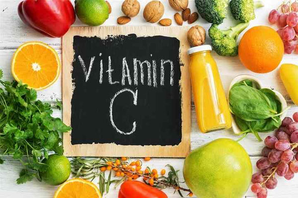 Nổi Mề Đay Ở Tay Chân: Nguyên Nhân Và Cách Điều Trị Hiệu Quả 2023 4 Bổ sung vitamin C là một trong những cách giúp cải thiện các triệu chứng của bệnh