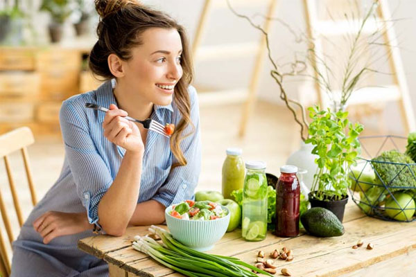 Có chế độ ăn uống khoa học để hỗ trợ điều trị bệnh chàm tốt hơn