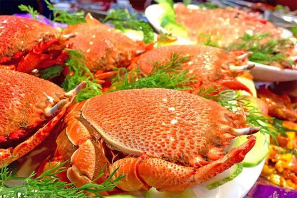 Tránh hải sản và thực phẩm có thể gây dị ứng