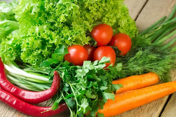 Viêm Da Dầu: Nguyên Nhân, Triệu Chứng Và Cách Điều Trị 10 Bệnh nhân viêm da tiết bã nên tăng cường ăn nhiều rau, củ, quả để hỗ trợ điều trị bệnh