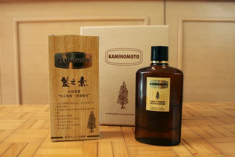 Kaminomoto Hair Growth Tonic là sản phẩm trị rụng tóc an toàn