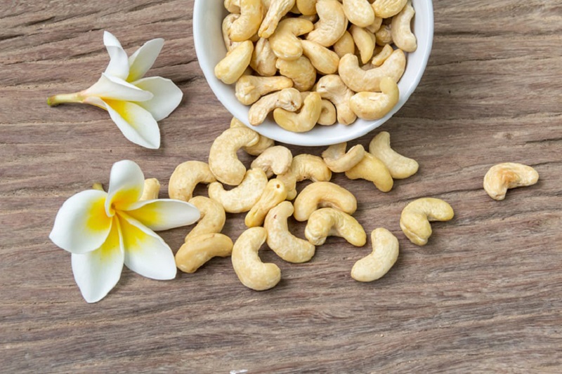 Hạt điều bao nhiêu calo? Ăn hạt điều có béo không? 4 Ăn hạt điều có thể giúp bạn giảm cân