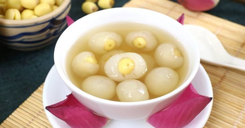 Chè vải hạt sen cũng là sự lựa chọn tốt cho những ai đang muốn giảm cân