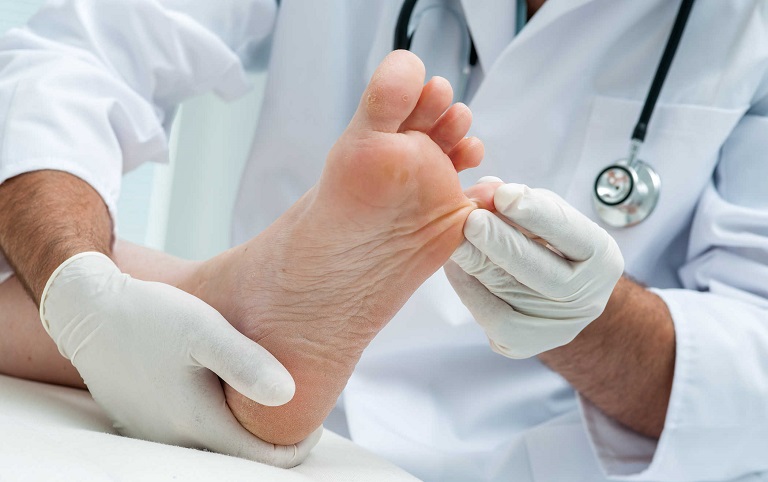Nổi mụn nước ở tay, chân là triệu chứng điển hình của bệnh