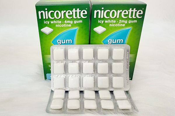 Kẹo cai thuốc lá Nicorette