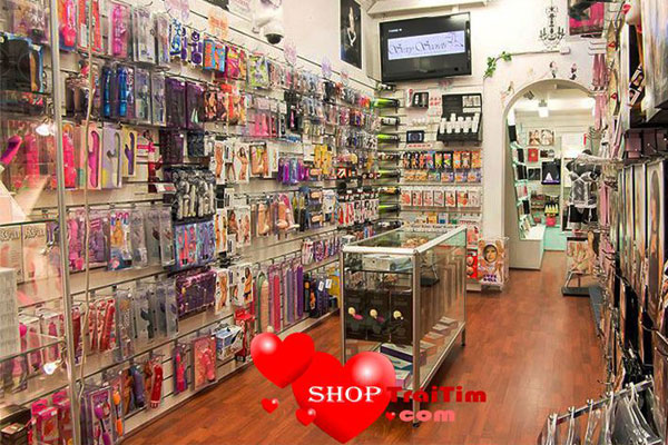 Shop Trái Tim được mệnh danh là vương quốc đồ chơi người lớn tại Hòa Bình