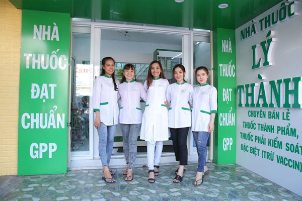 Nhà thuốc Lý Thành - Địa chỉ mua thuốc trị nấm móng tay tại Kiên Giang