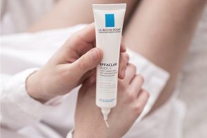 Kem trị mụn thâm cho da dầu Effaclar Duo