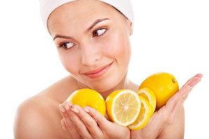 Chanh là "thần dược" trong việc điều trị thâm nám và làm sáng da.