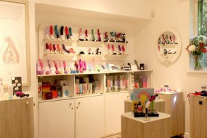 Shop Tran Le Condoms